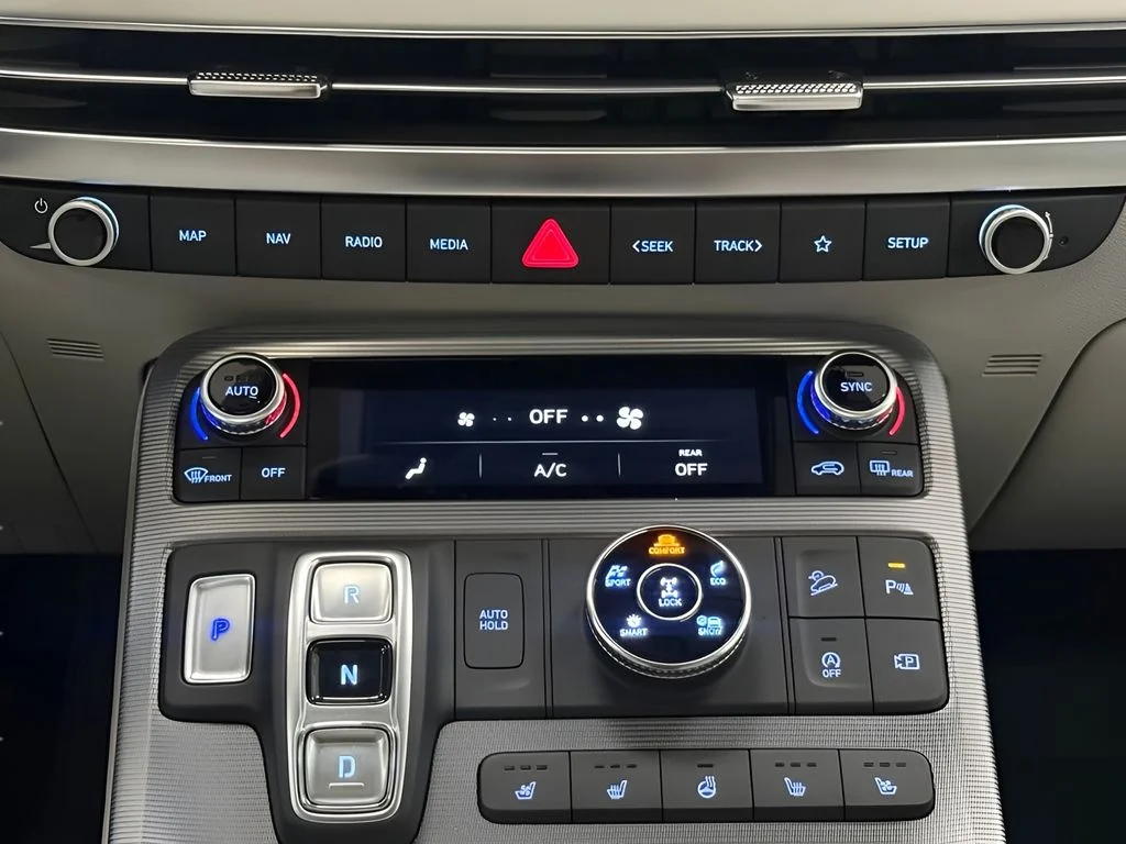 Used 2025 Gray Hyundai Calligraphy image 24