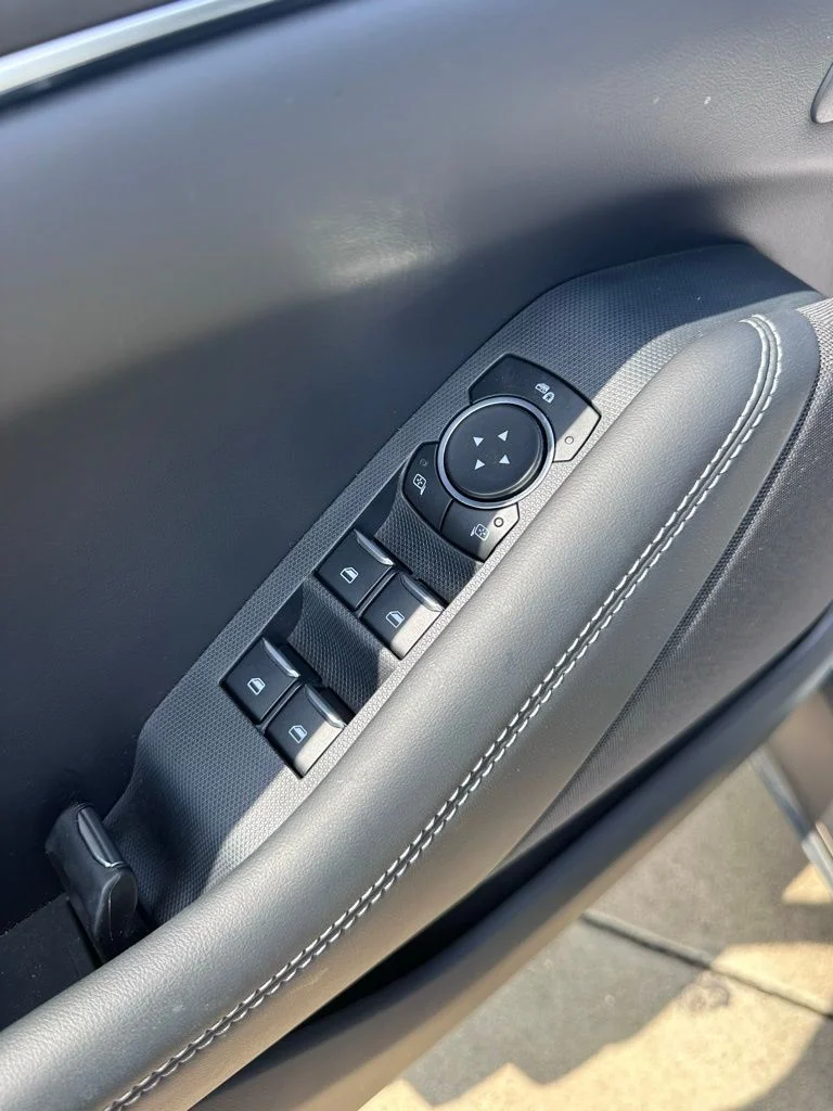 New 2024 Glacier Gray Metallic Tri-Coat Ford Select image 14