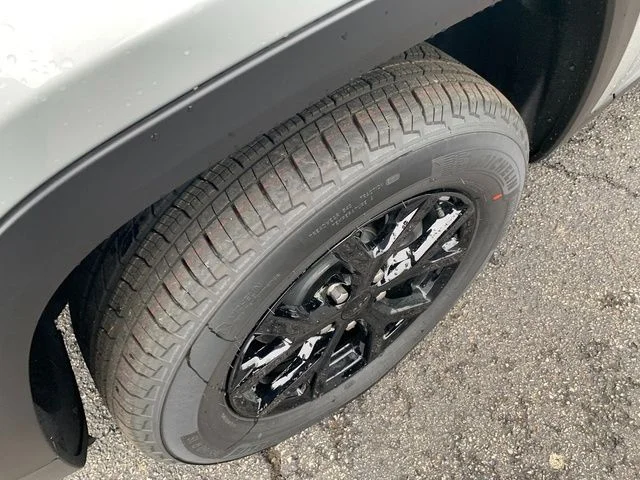 New 2026 Silver Zynith Jeep Altitude image 10