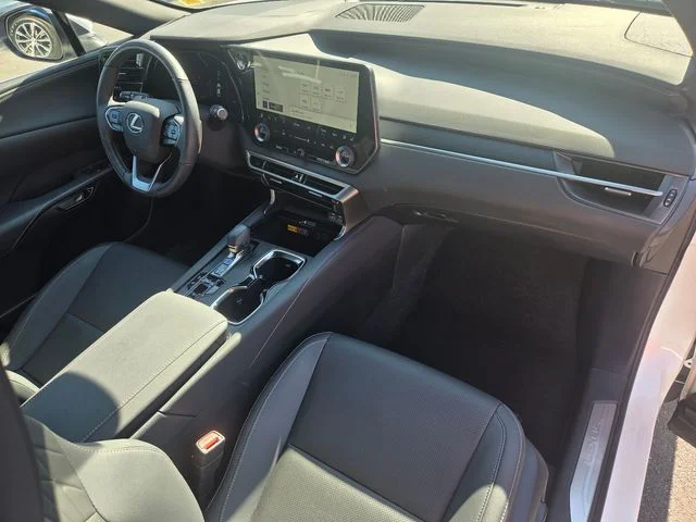 Used 2025 White Lexus 350h Premium image 27