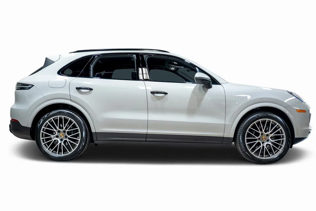 Used 2022  Porsche S Platinum Edition image 16