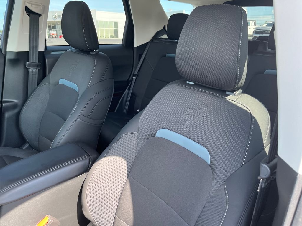 Used 2021 Blue Ford Badlands image 12