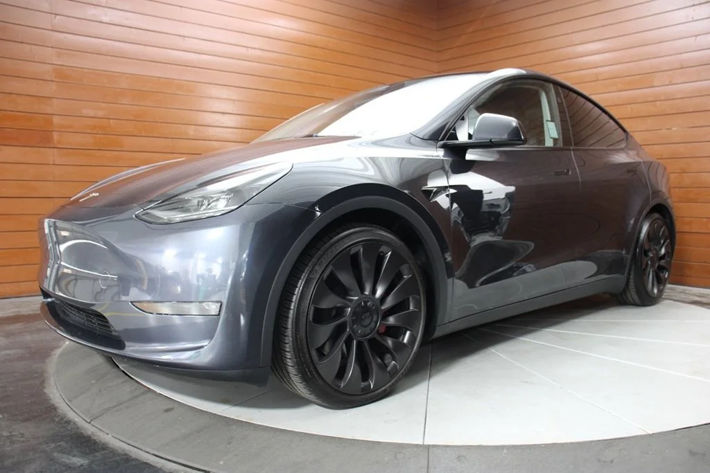 Used 2024 Stealth Gray Tesla Performance image 1