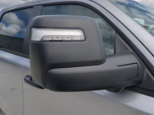 New 2025 Billet Silver Metallic Clear-Coat Exterior Paint RAM Laramie image 11