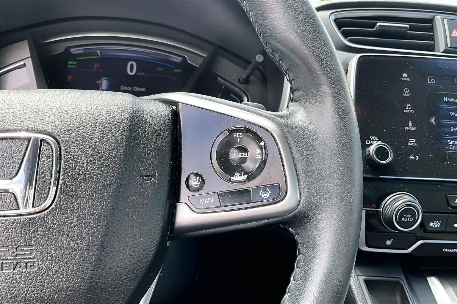 Used 2020 Lunar Silver Metallic Honda Touring image 21