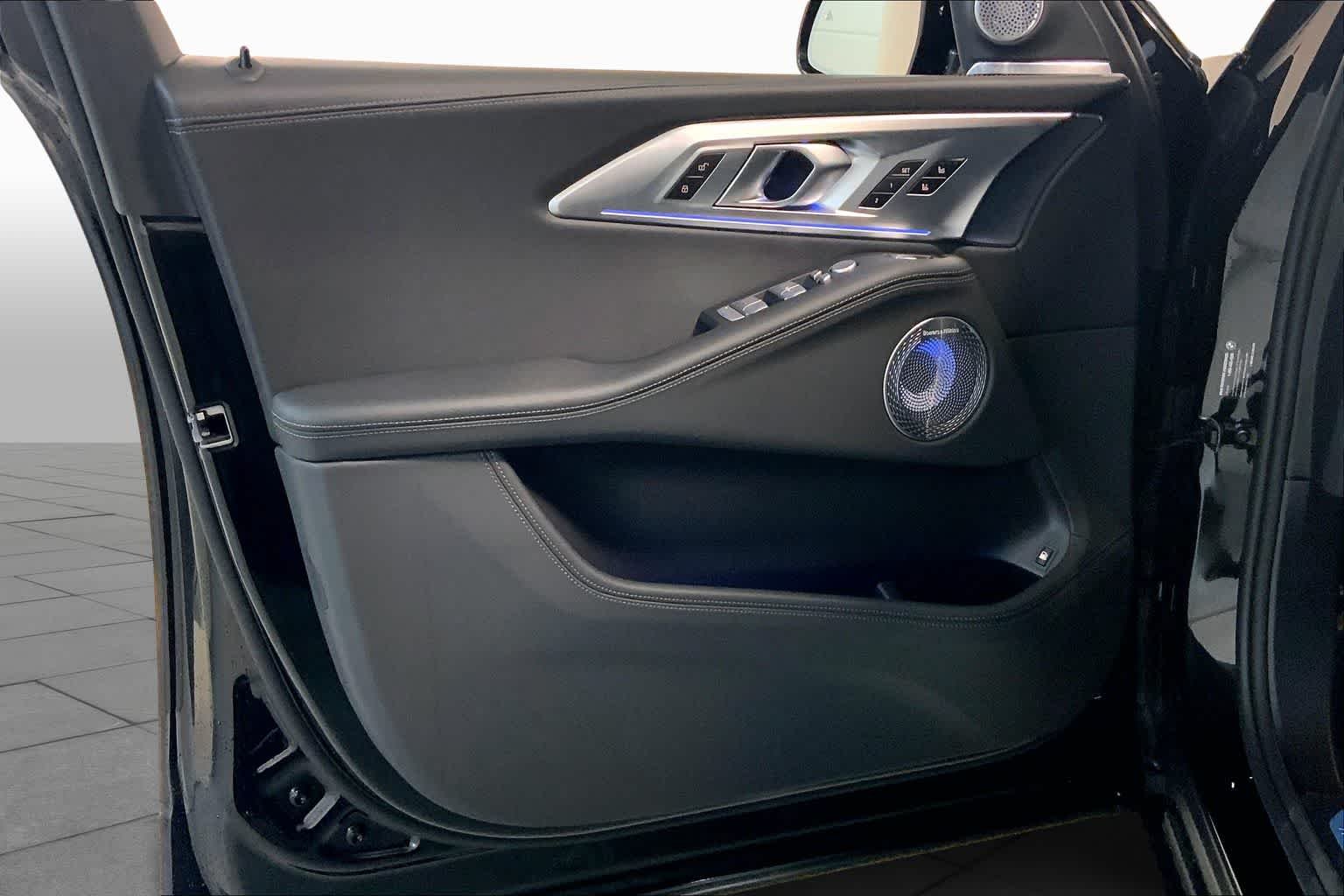 New 2026 Black Sapphire Metallic BMW Label image 10