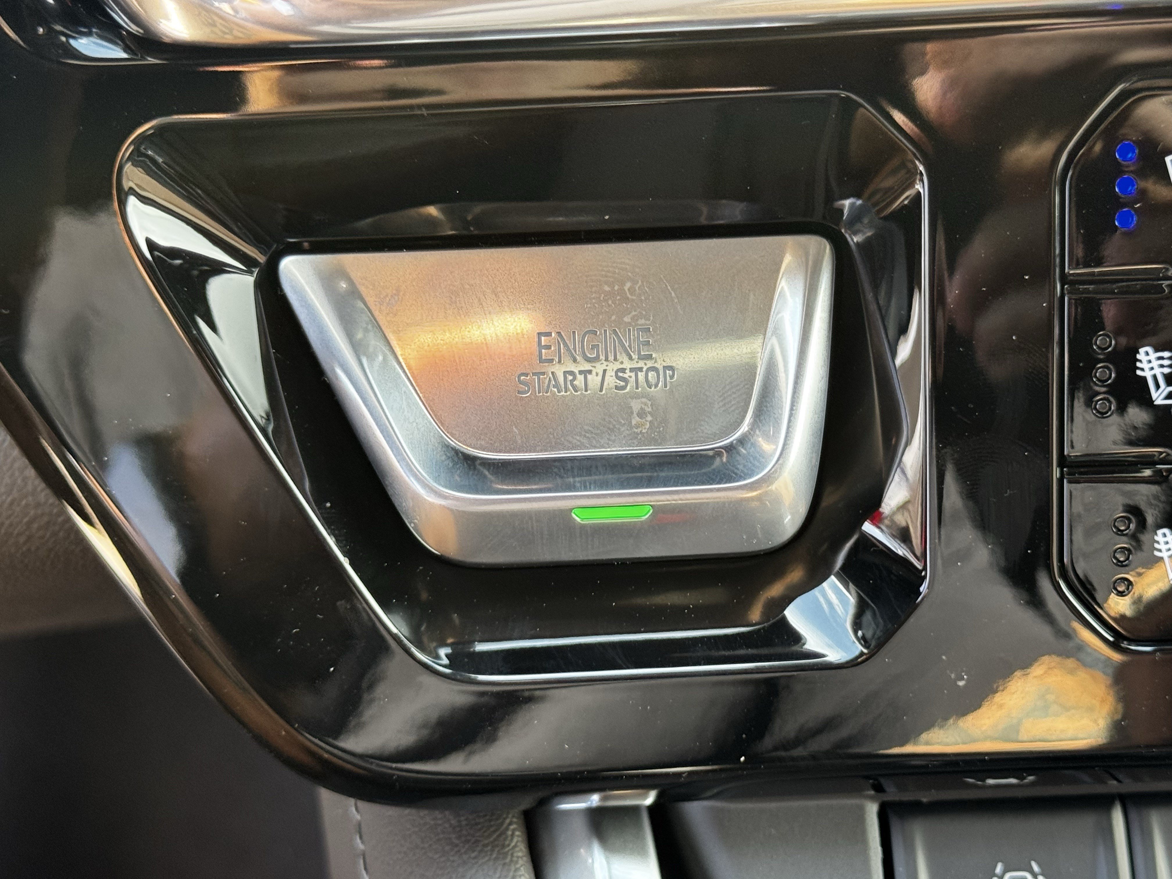 2026 GMC Sierra 1500 Denali - Photo 16