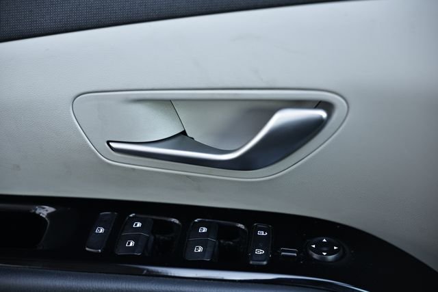Used 2023 Deep Sea Hyundai SEL Convenience image 16