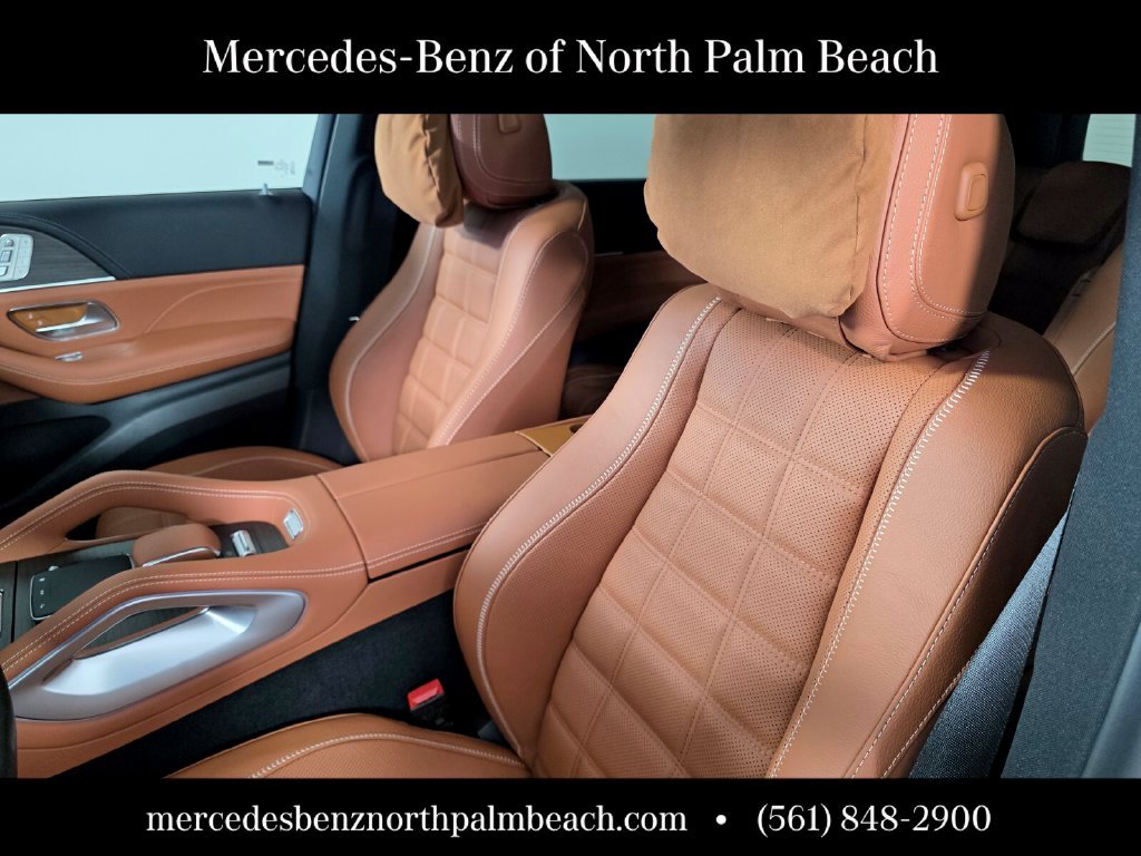 New 2027 MANUFAKTUR Moonlight White Metallic Mercedes-Benz GLS 450 image 9