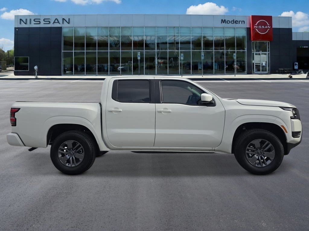New 2026 Glacier White Nissan Crew Cab SV image 6
