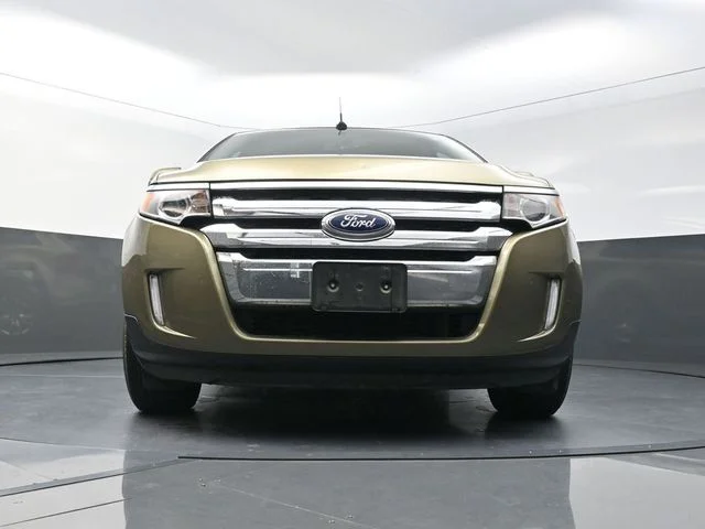 Used 2013  Ford SEL image 32