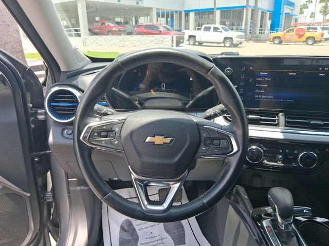 Used 2024 Gray Chevrolet LT image 8