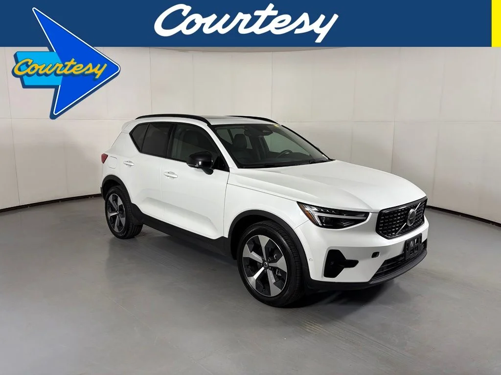 2026 Volvo XC40