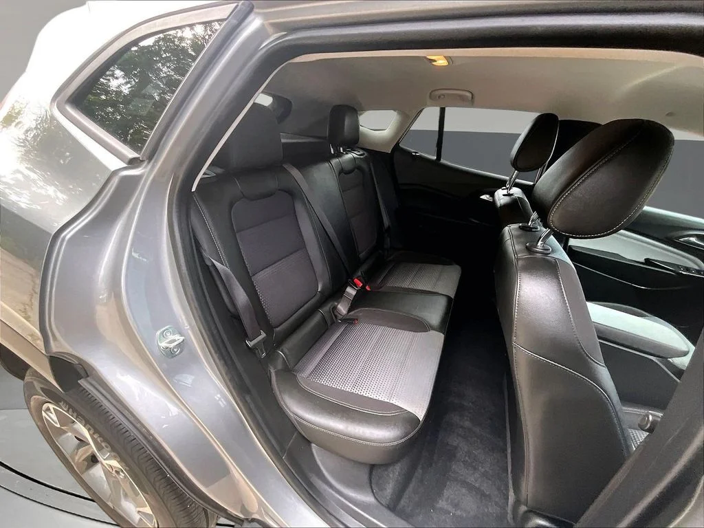 Used 2024 Gray Chevrolet LT image 27