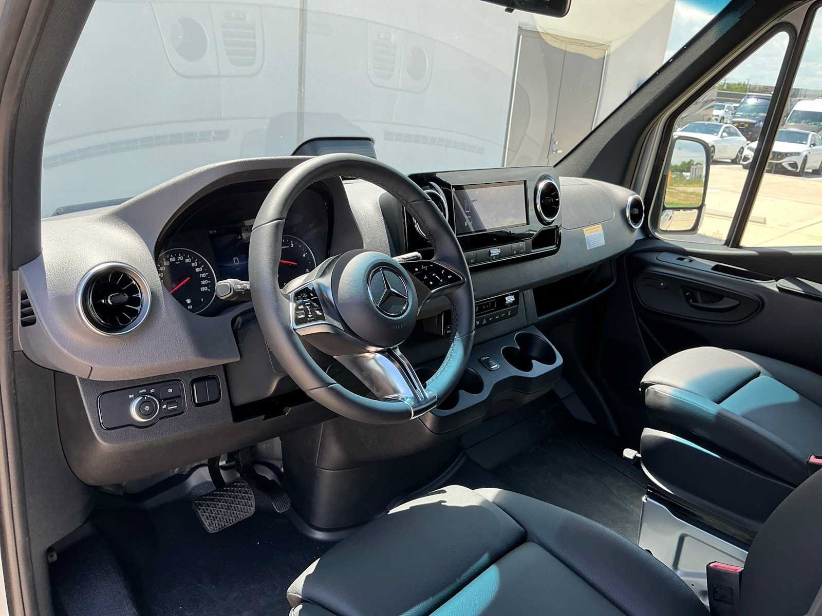 New 2025 High-tech silver metallic Mercedes-Benz  image 25