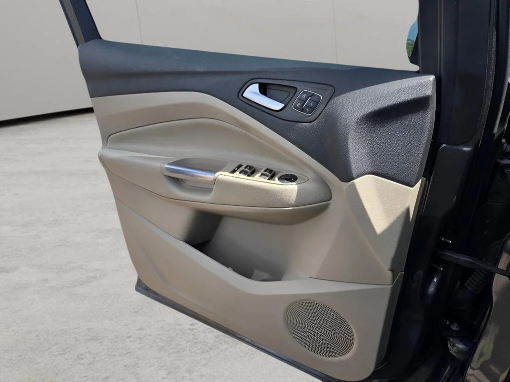 Used 2020 Nightfall Gray Metallic Chevrolet LS image 11