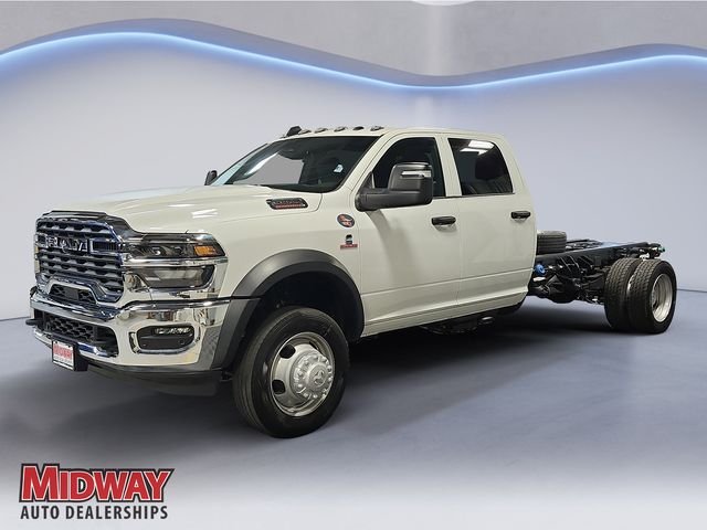 2026 RAM 5500 Big Horn 4X4 Crew Cab DRW 197" WB's photo