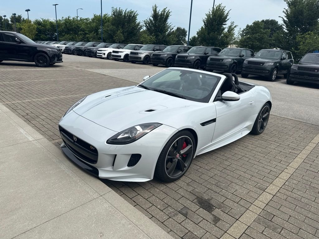 Used 2016 Polaris White Jaguar S image 1