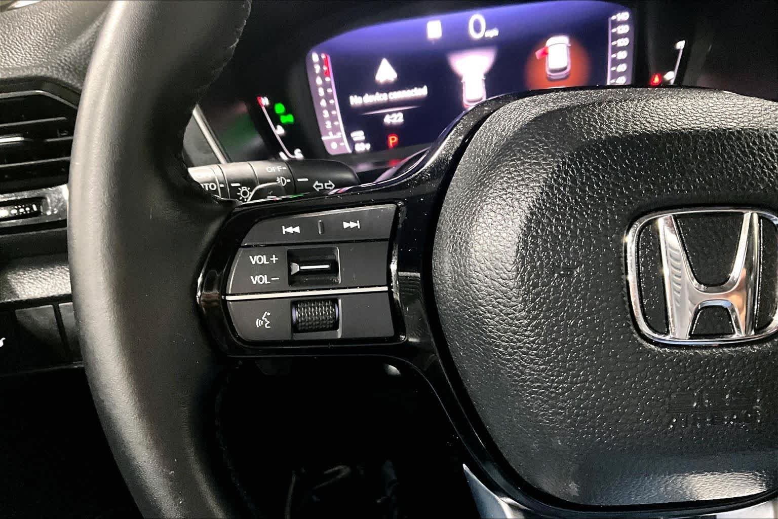 Used 2026 Crystal Black Pearl Honda Touring image 21