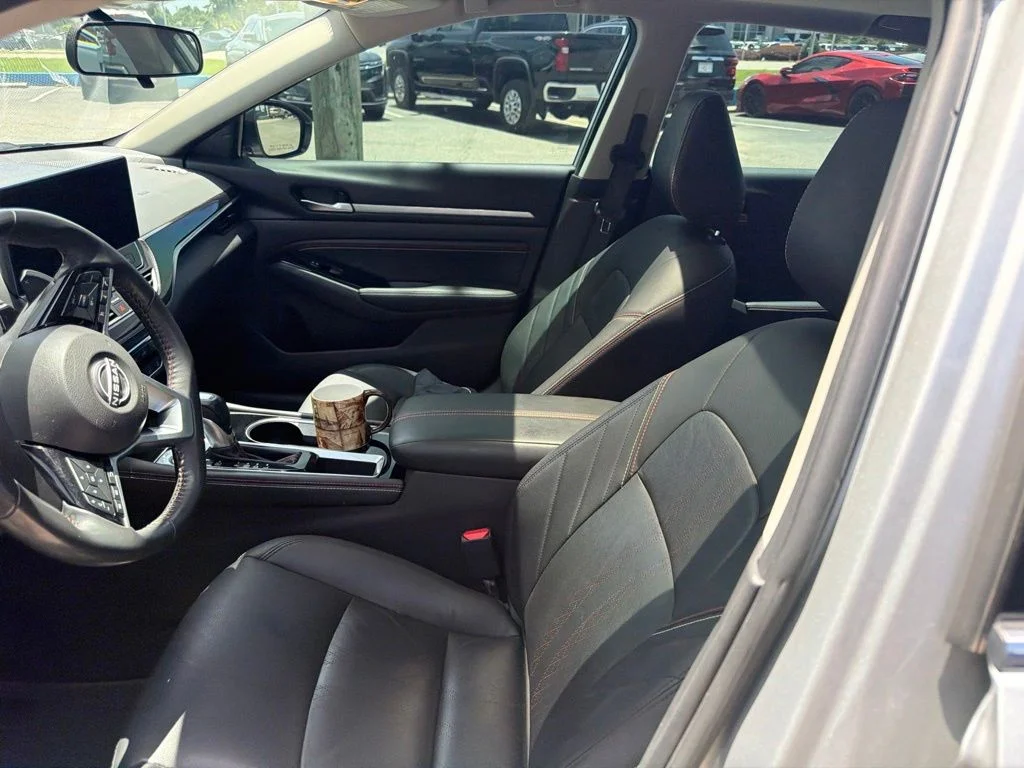 Used 2023 Silver Nissan 2.5 SR image 12