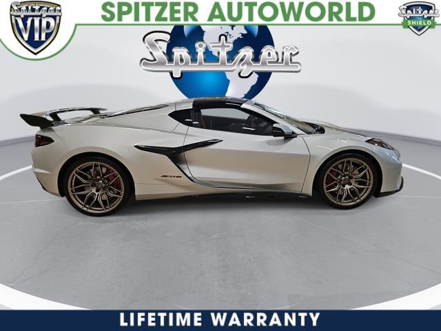 New 2026 Blade Silver Metallic Chevrolet 2LZ image 9