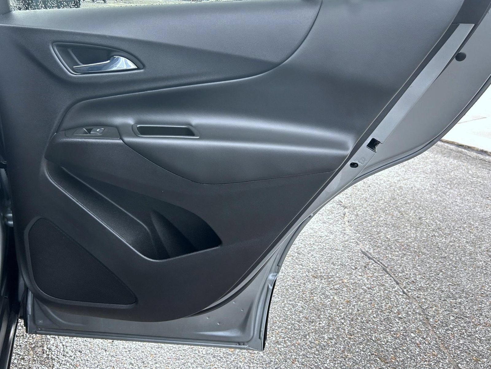 Used 2024 Sterling Gray Metallic Chevrolet LT image 19