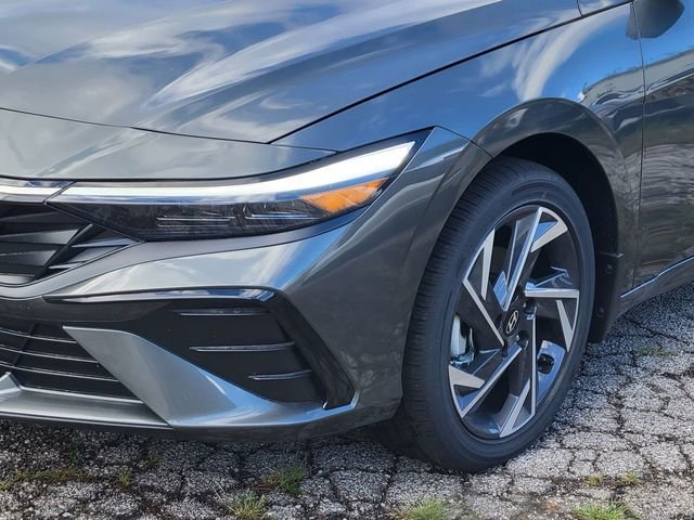 2025 Hyundai Elantra Limited - Photo 48