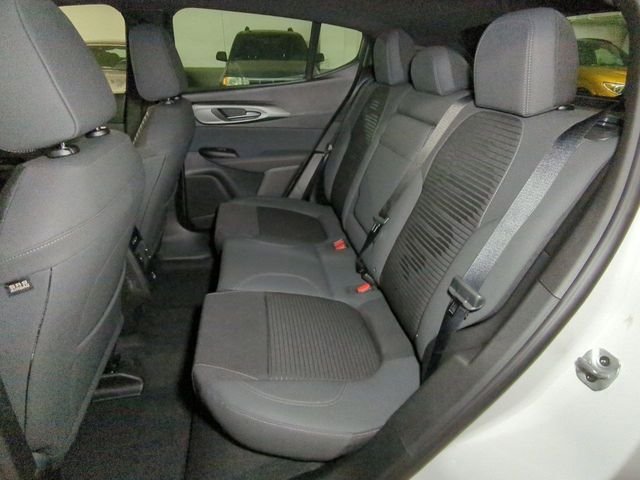 New 2025 Milano White Exterior Paint Alfa Romeo Base image 23