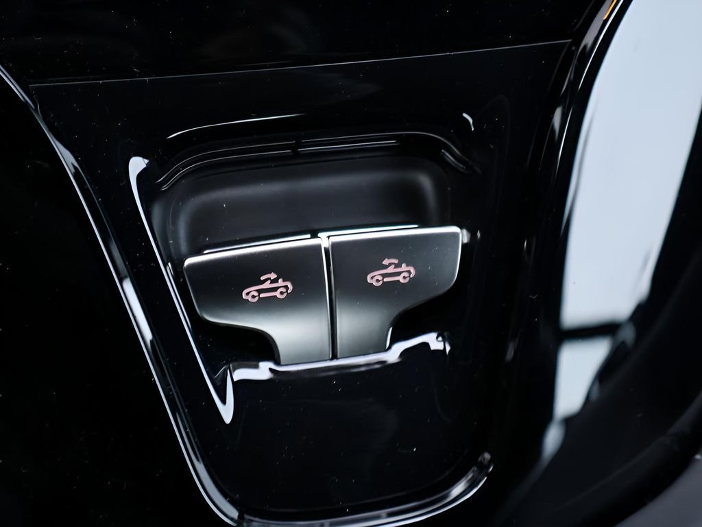 New 2026 Obsidian Black Metallic Mercedes-Benz SL 43 AMG® image 32