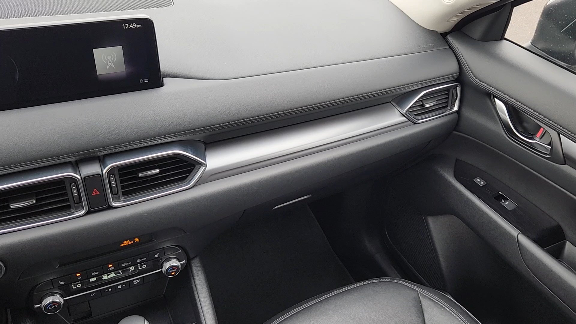 2025 Mazda CX-5 S Preferred package - Photo 6