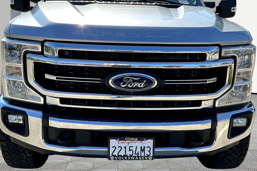 Used 2022 Silver Ford Lariat image 31