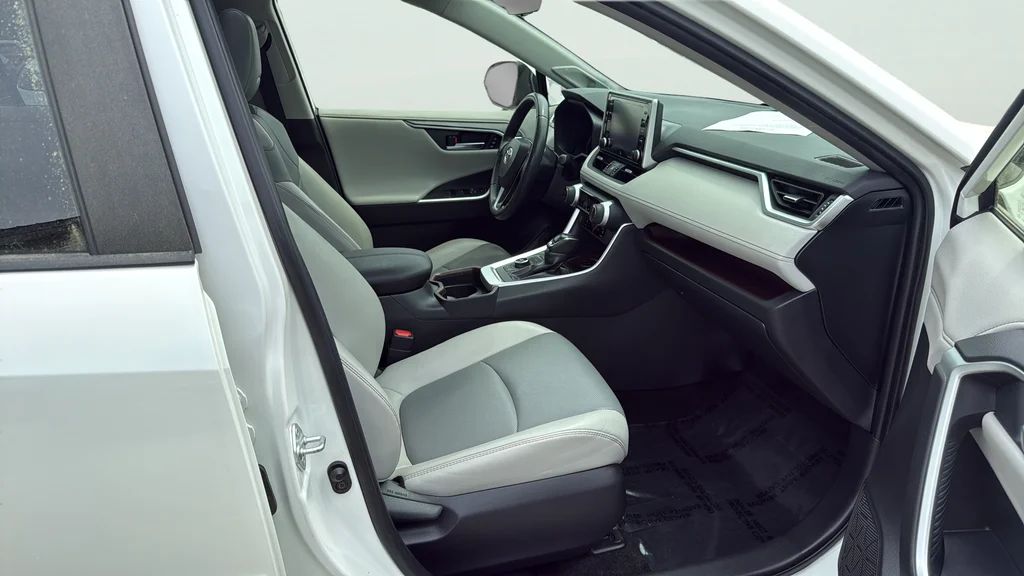 Used 2020 White Toyota Limited image 22