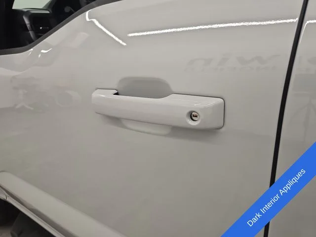 New 2026 Avalanche Ford XLT image 22