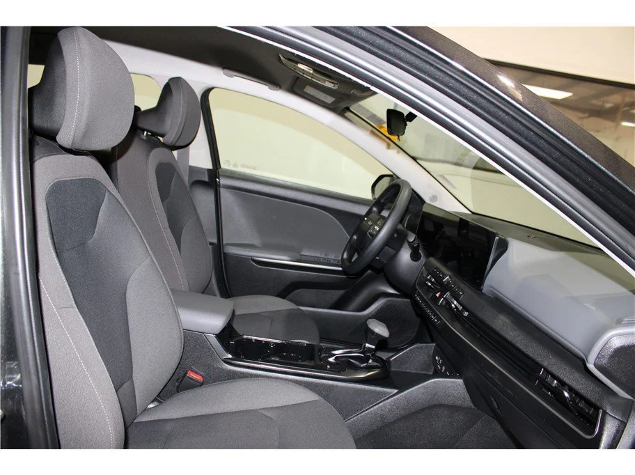 Used 2025 Interstellar Gray Kia LXS image 23