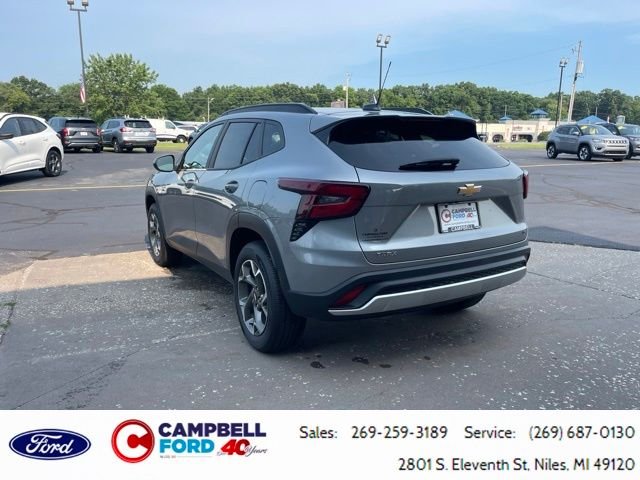 Used 2024 Sterling Gray Metallic Chevrolet LT image 5