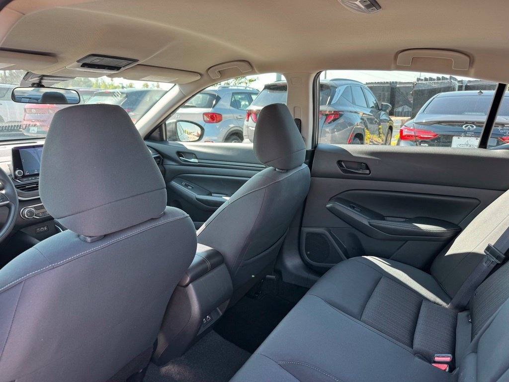 Used 2025 Gray Nissan 2.5 SV image 18