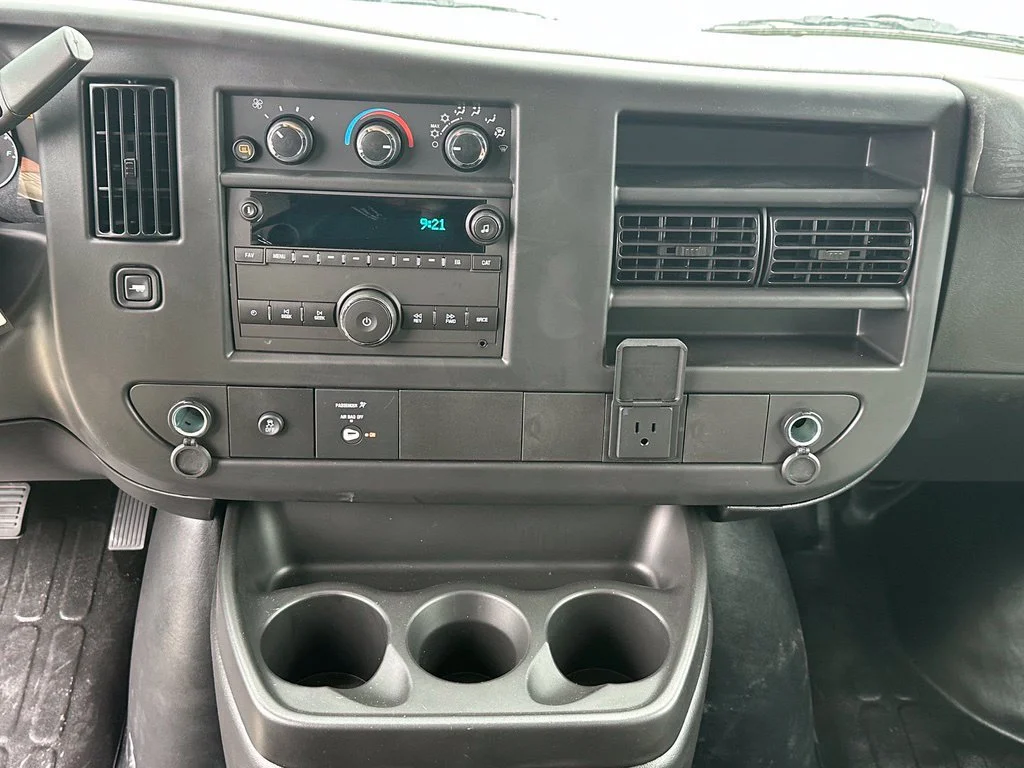 2026 GMC Savana Cargo Work Van - Photo 19