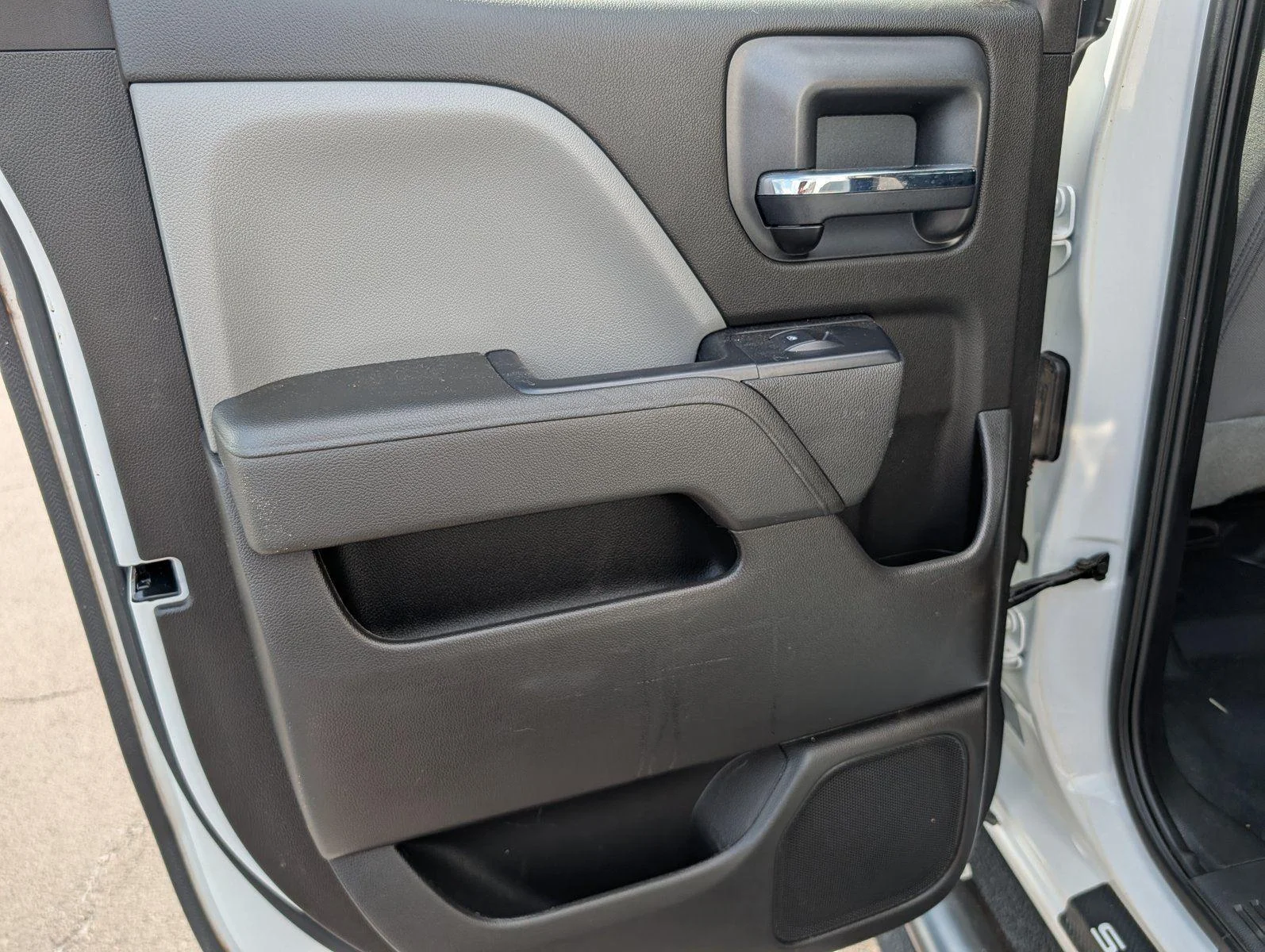 Used 2019 Summit White Chevrolet Work Truck image 30