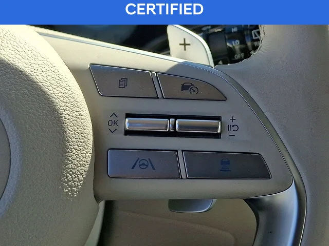 Used 2024 Red Hyundai Calligraphy image 23