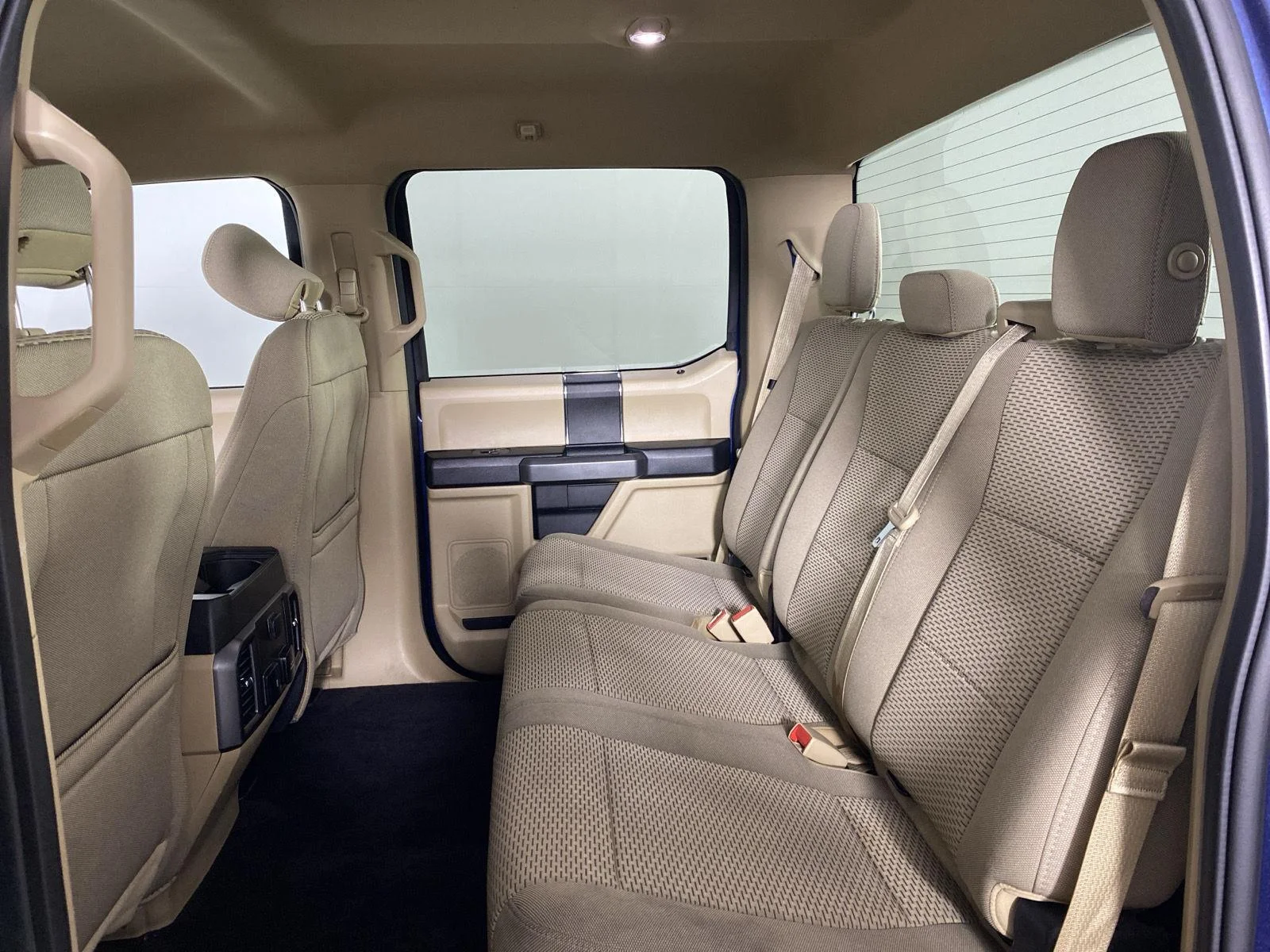 Used 2018 Blue Jeans Ford XLT image 31