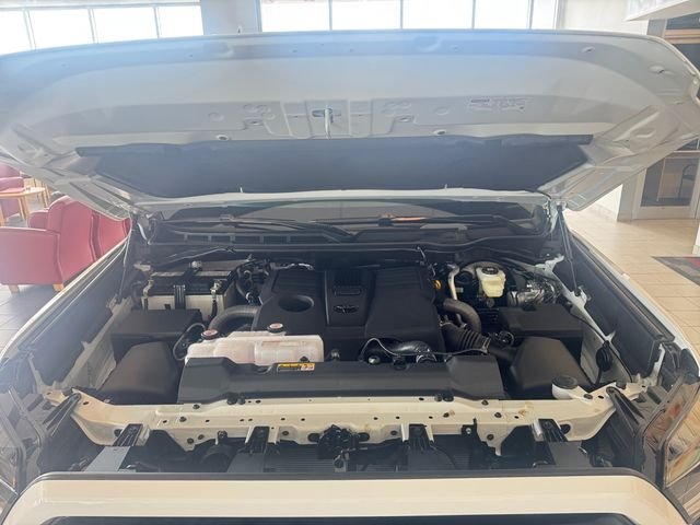 2026 Toyota Tundra SR5 - Photo 19