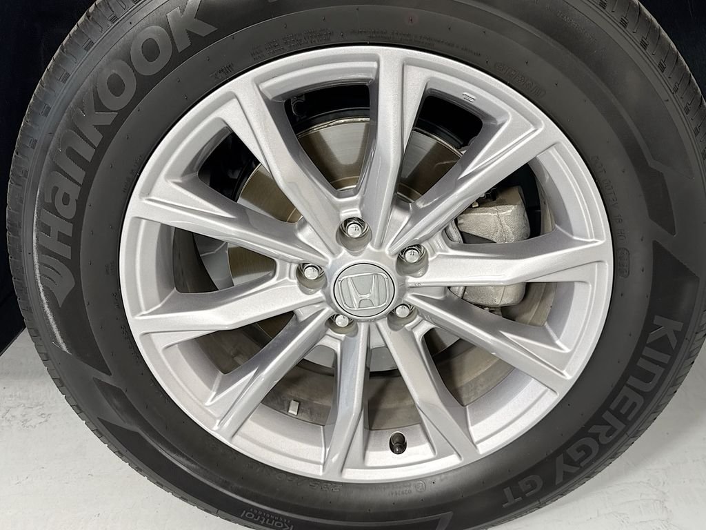Certified Used 2024 Platinum White Pearl Honda EX image 32