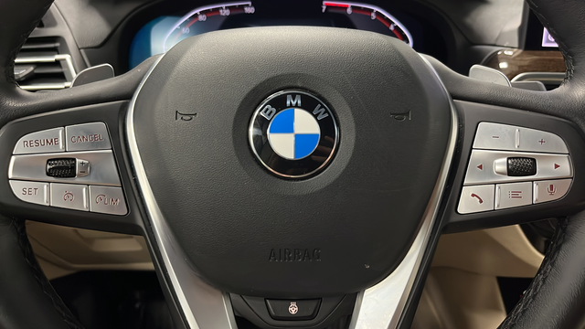 Used 2022 Alpine White BMW xDrive30i image 16