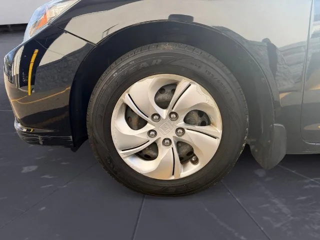 Used 2013 Black Honda LX image 37