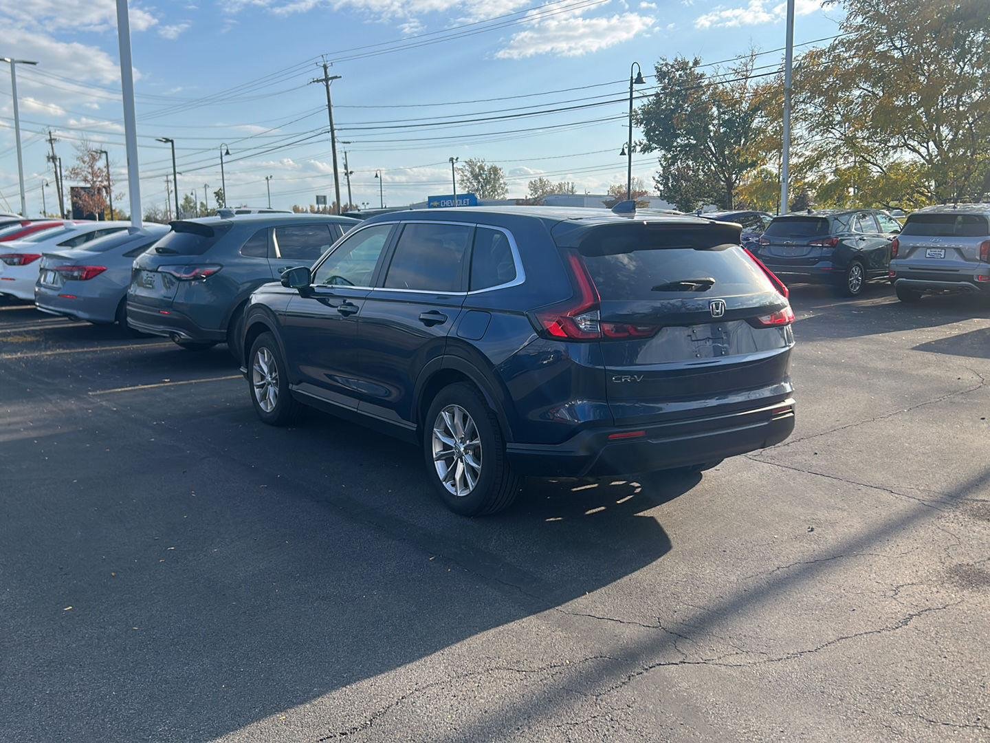 Used 2025 Canyon River Blue Metallic Honda EX image 5