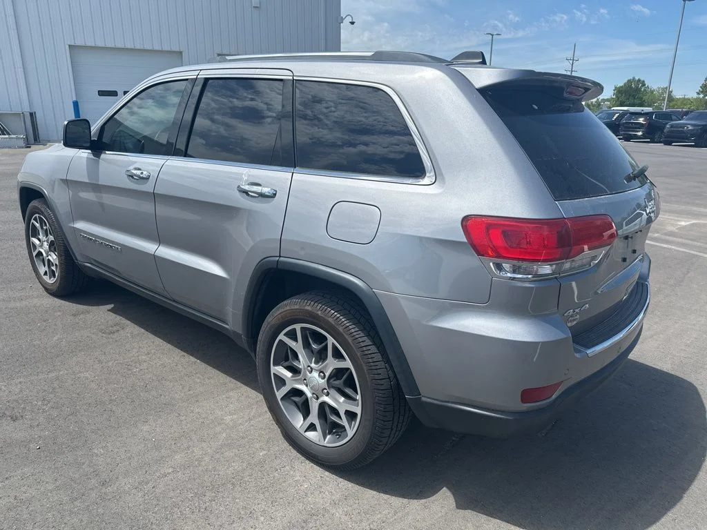 Used 2019 Jeep Grand Cherokee Limited with VIN 1C4RJFBGXKC695381 for sale in Kansas City