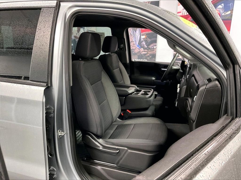Used 2024 Silver GMC Pro image 11