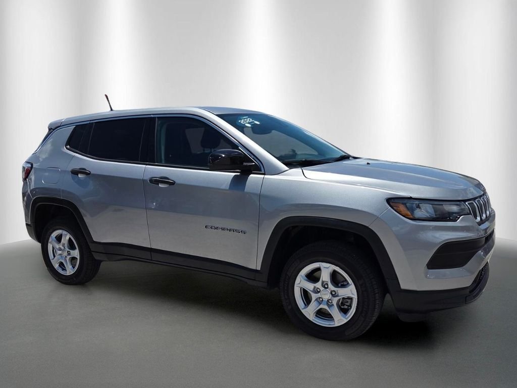 Used 2022 Silver Jeep Sport image 2