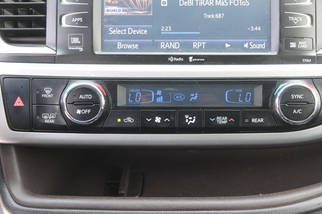 Used 2014 Gray Toyota Limited image 25