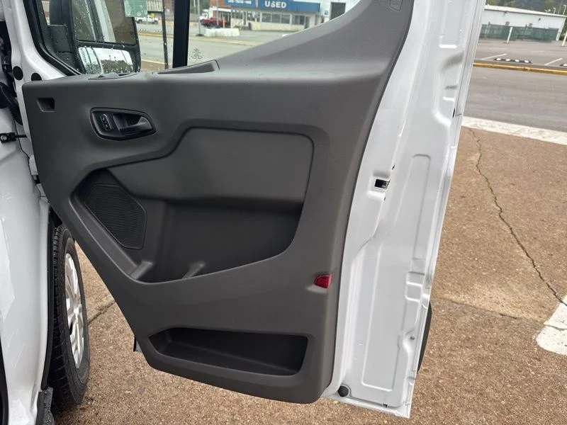 New 2025 Oxford White Ford Cargo Van image 15